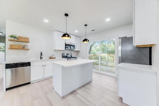 506 Forrest Ct, Crestview, FL 32539