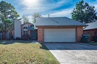 1812 Gray Fox Dr, Edmond, OK 73003