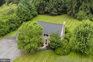 175 N Ridge Rd, Reinholds, PA 17569