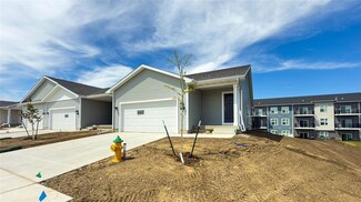 746 Caliburn St, Pleasant Hill, IA 50327