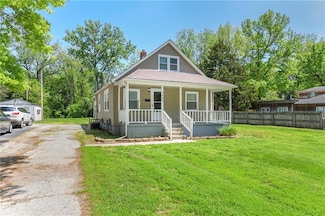 2431 S Vermont Ave, Independence, MO 64052