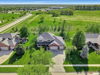 6851 Shadow Ridge Rd, Lincoln, NE 68512