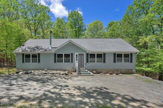 145 Pebble Rock Rd, Lackawaxen, PA 18435