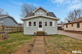 334 Herman St, Pekin, IL 61554