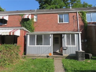 5203 Wilson Ct, Clairton, PA 15025