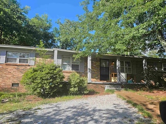 820 Cypress Mill Rd, Florence, AL 35630