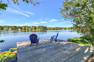 1960 Osprey Lake Cir, Hardeeville, SC 29927