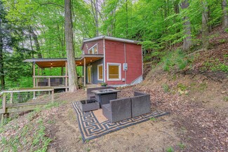 1096 Township 2916 Rd, Perrysville, OH 44864