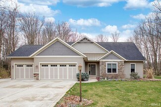 13926 Adirondack Ct, Middlebury, IN 46540