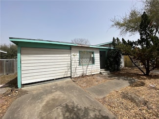 3926 Pyle Dr, Corpus Christi, TX 78415