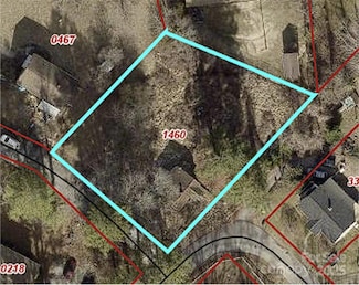 22 Narbeth Rd, Asheville, NC 28806