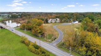 12 Blue Heron Ct, Painesville, OH 44077