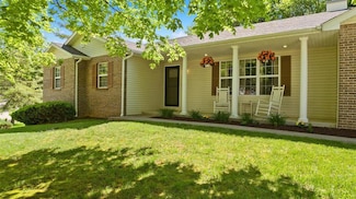 918 Southwind Ct, Collinsville, IL 62234