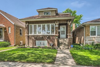 2502 Keystone Ave, Riverside, IL 60546