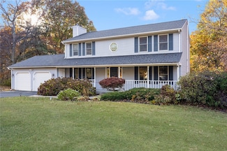 42 Rollingwood Dr, Johnston, RI 02919