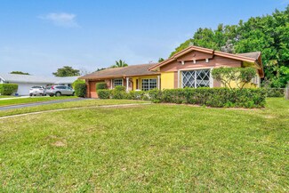 4361 Daffodil Cir S, Palm Beach Gardens, FL 33410