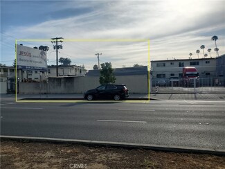 9015 S Vermont St, Los Angeles, CA 90044