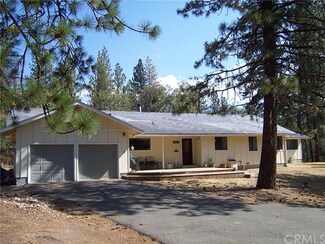 5722 Meadow Ln, Mariposa, CA 95338