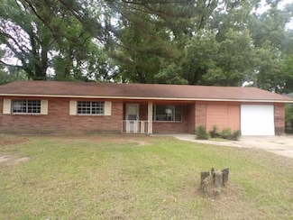 329 Shady Ln, Vicksburg, MS 39180