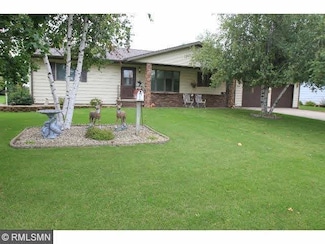 241 Western St, New Munich, MN 56356