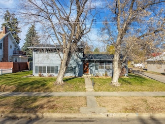 105 University Ave E, Minot, ND 58703