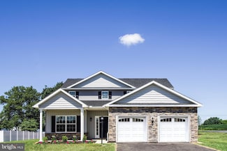 407 Lavender Ln, Lebanon, PA 17042