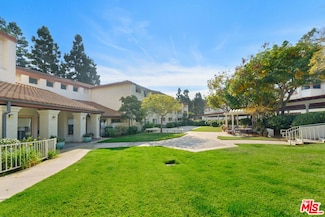 501 Palisades Dr Unit 209, Pacific Palisades, CA 90272