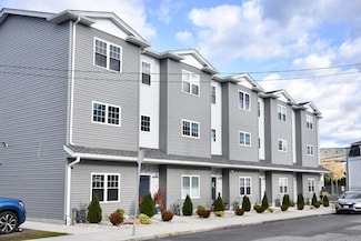 550 Spring St Unit 2, Fall River, MA 02721