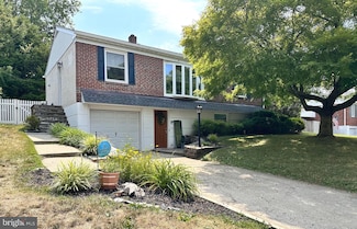 39 Cedar Grove Rd, Conshohocken, PA 19428