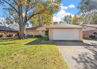 621 Heritage Hill Dr, Forney, TX 75126