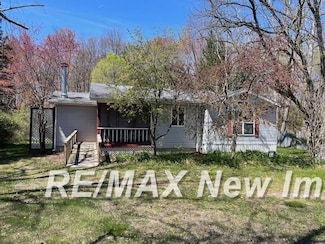 1944 S M 18, Gladwin, MI 48624