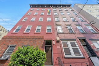 233 Grand St Unit 2L, Hoboken, NJ 07030