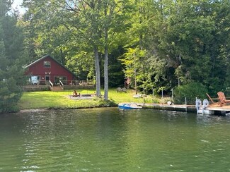 28067 W Maple Ln, Eckerman, MI 49728