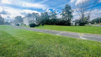 1604 Wadsworth St, Radford, VA 24141