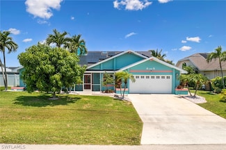 2215 SE 10th Ln, Cape Coral, FL 33990