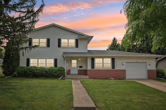1317 Western Ave, Watertown, WI 53094