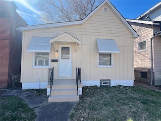 4720 Goethe Ave, Saint Louis, MO 63116