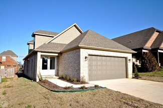 3457 Village Meadow Dr, Jonesboro, AR 72401