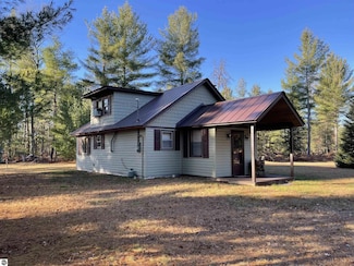 57 E Boehm Rd, West Branch, MI 48661