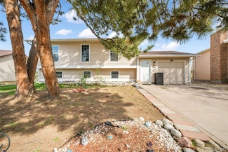 15691 E Atlantic Cir, Aurora, CO 80013