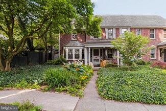 58 Rock Glen Rd, Wynnewood, PA 19096