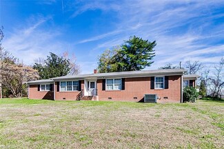 3502 Hoover Hill Rd, Trinity, NC 27370