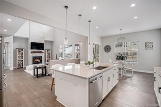 6733 S Waterloo Ct, Aurora, CO 80016