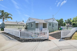 295 Hampton Rd, Hayward, CA 94541