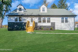 2053 Bustleton Rd, Burlington, NJ 08016