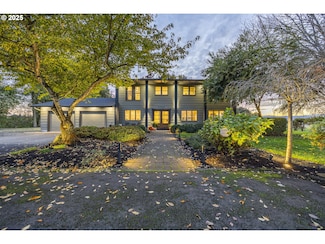 27565 Cox Butte Rd, Junction City, OR 97448