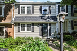 9046 Queen Maria Ct, Columbia, MD 21045