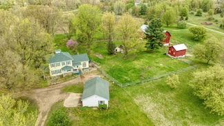 23000 Hutchinson Rd, Battle Creek, MI 49017