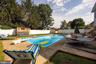 501 Cara Ct, Martinsburg, WV 25401