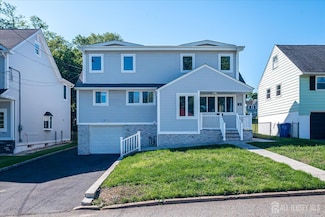 5 Alvin Ct, Metuchen, NJ 08840